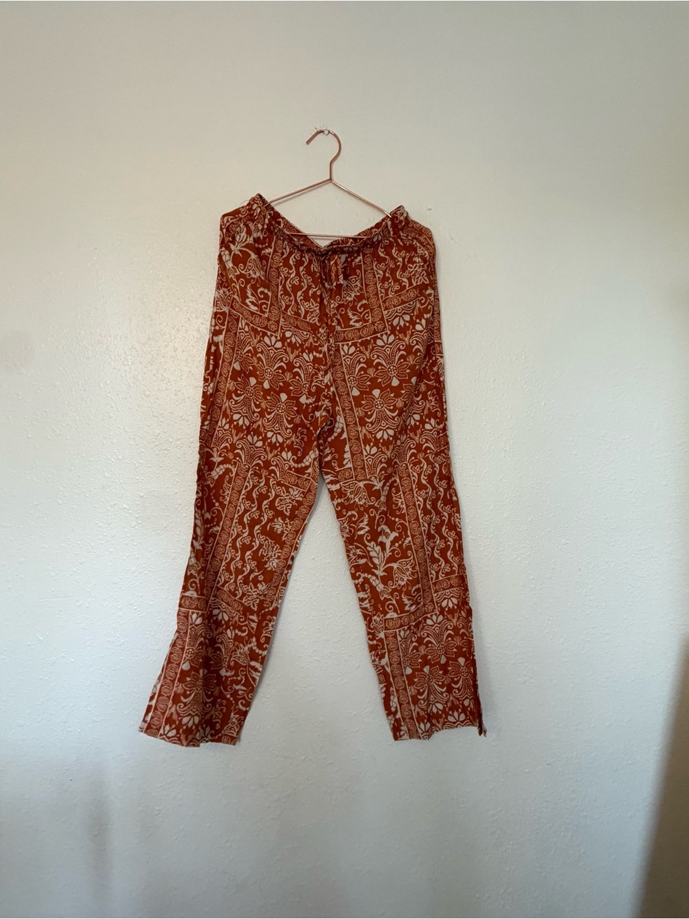 Very J Boho Wide-Leg Drawstring Pants in Rust Floral size large new with tag